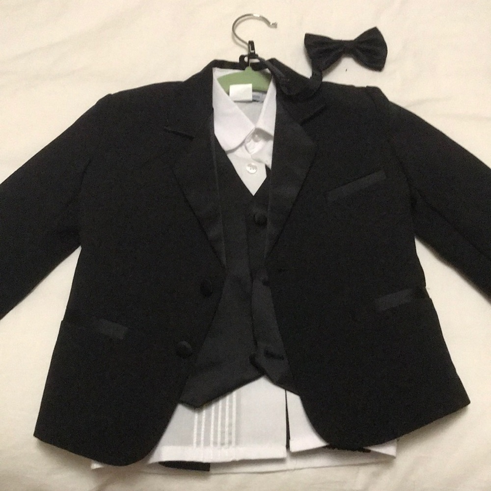 3T Tuxedo